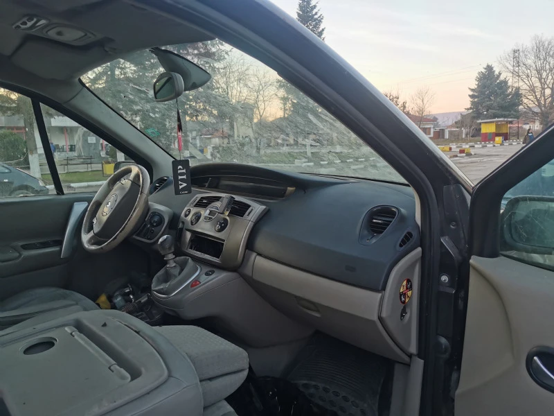 Renault Scenic 1.9 dCi 120hp.На части, снимка 3 - Автомобили и джипове - 39586195