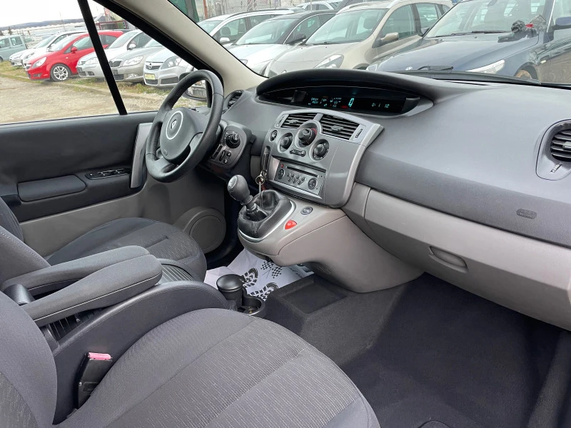 Renault Scenic 1.5DCI-FEIS-ITALIA, снимка 6 - Автомобили и джипове - 43685815