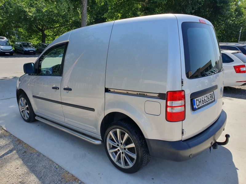 VW Caddy АВТОМАТ, снимка 5 - Автомобили и джипове - 46733831