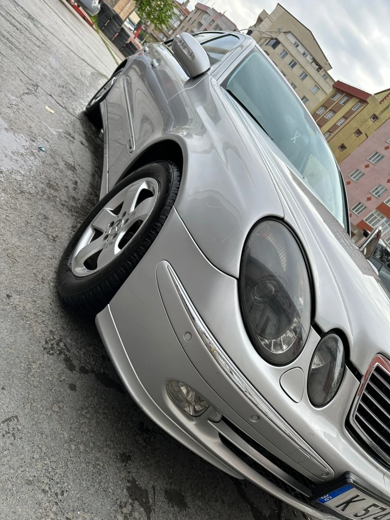 Mercedes-Benz E 280, снимка 5 - Автомобили и джипове - 47834371