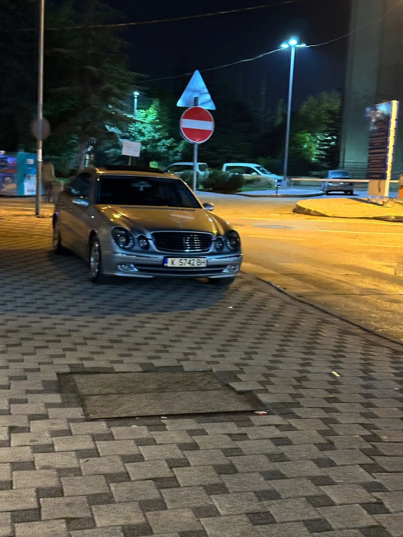 Mercedes-Benz E 280, снимка 7 - Автомобили и джипове - 47834371