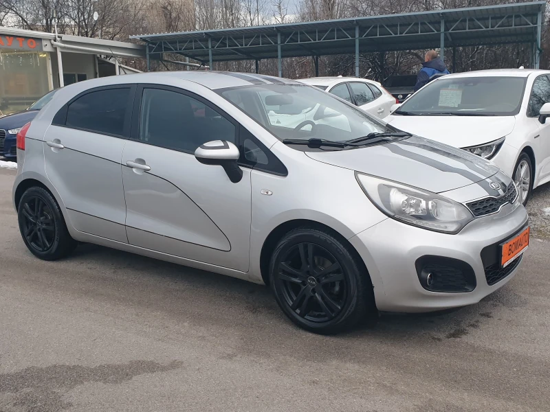 Kia Rio 1.2i* EURO5B* LED* KLIMA* , снимка 3 - Автомобили и джипове - 48443834