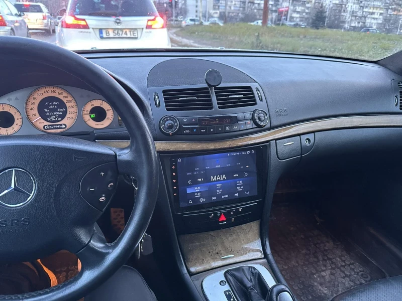 Mercedes-Benz E 320 3.2 редови, снимка 7 - Автомобили и джипове - 48742425