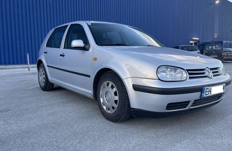 VW Golf, снимка 5 - Автомобили и джипове - 48888252