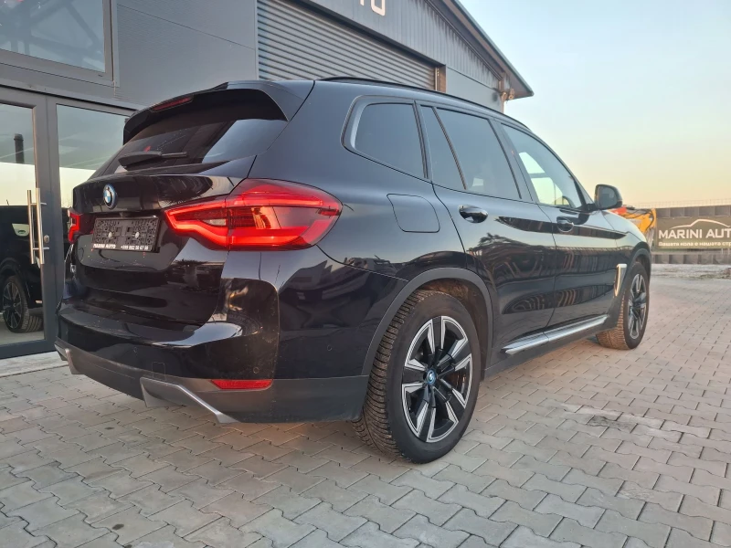 BMW iX3 M-Sport* 80kw* Shadowline* headUP* pano 360 Лизинг, снимка 8 - Автомобили и джипове - 50729334