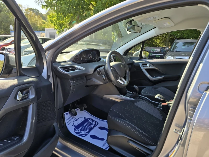 Peugeot 2008 1.2Бензин 82к.с. 84хил.км. , снимка 10 - Автомобили и джипове - 51325866
