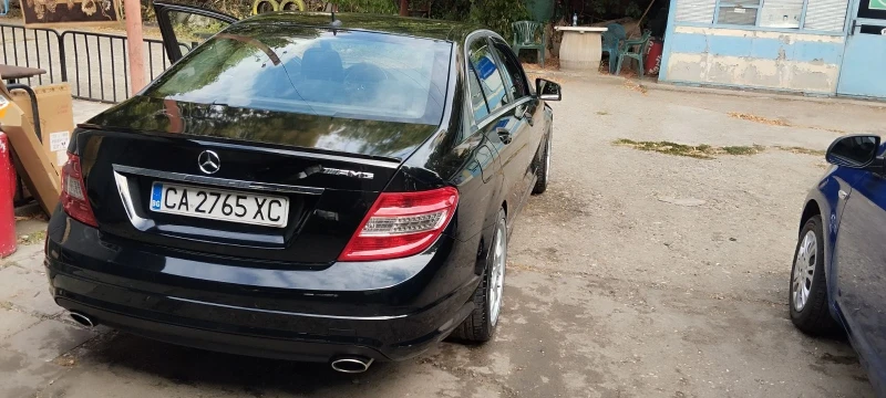 Mercedes-Benz C 220, снимка 2 - Автомобили и джипове - 52557551
