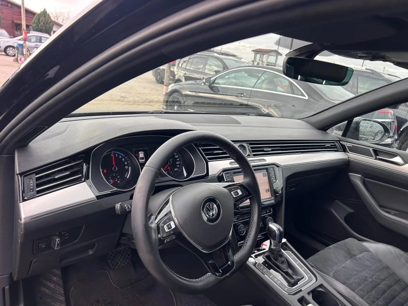 VW Passat 1.4GTE PLUG IN HYBRID AVTOMAT/NAVI/KOJA/KAMERA, снимка 14 - Автомобили и джипове - 52694499