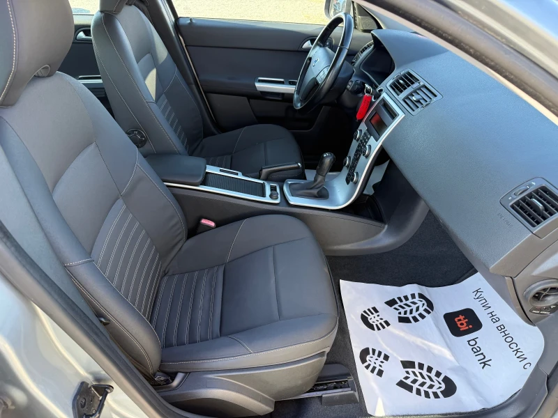 Volvo V50 (KATO НОВА), снимка 14 - Автомобили и джипове - 52815784