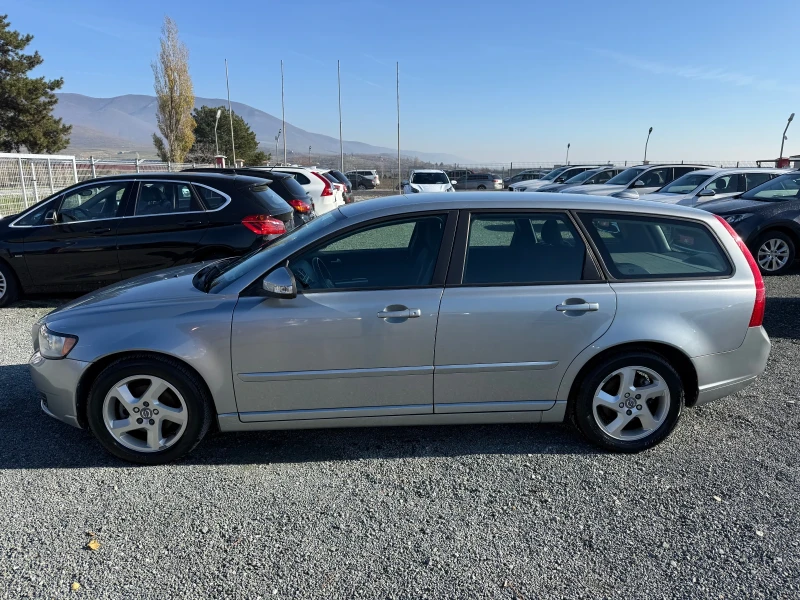 Volvo V50 (KATO НОВА), снимка 10 - Автомобили и джипове - 52815784