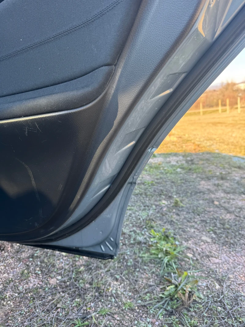 Mercedes-Benz C 200 4, снимка 5 - Автомобили и джипове - 52938430