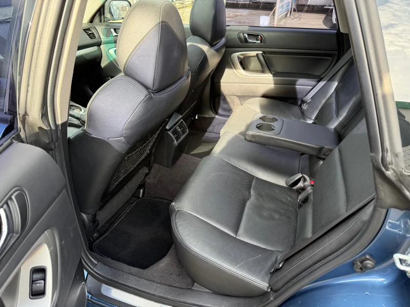 Subaru Legacy 3.0R 245ph* AWD* SI-DRIVE* FACE* SWISS* TOP* * * *, снимка 15 - Автомобили и джипове - 53250530