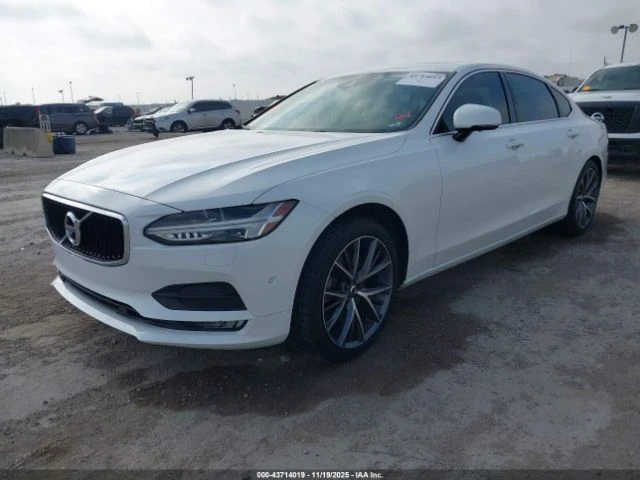 Volvo S90 AWD T5 MOMENTUM* * * *  | Mobile.bg   3