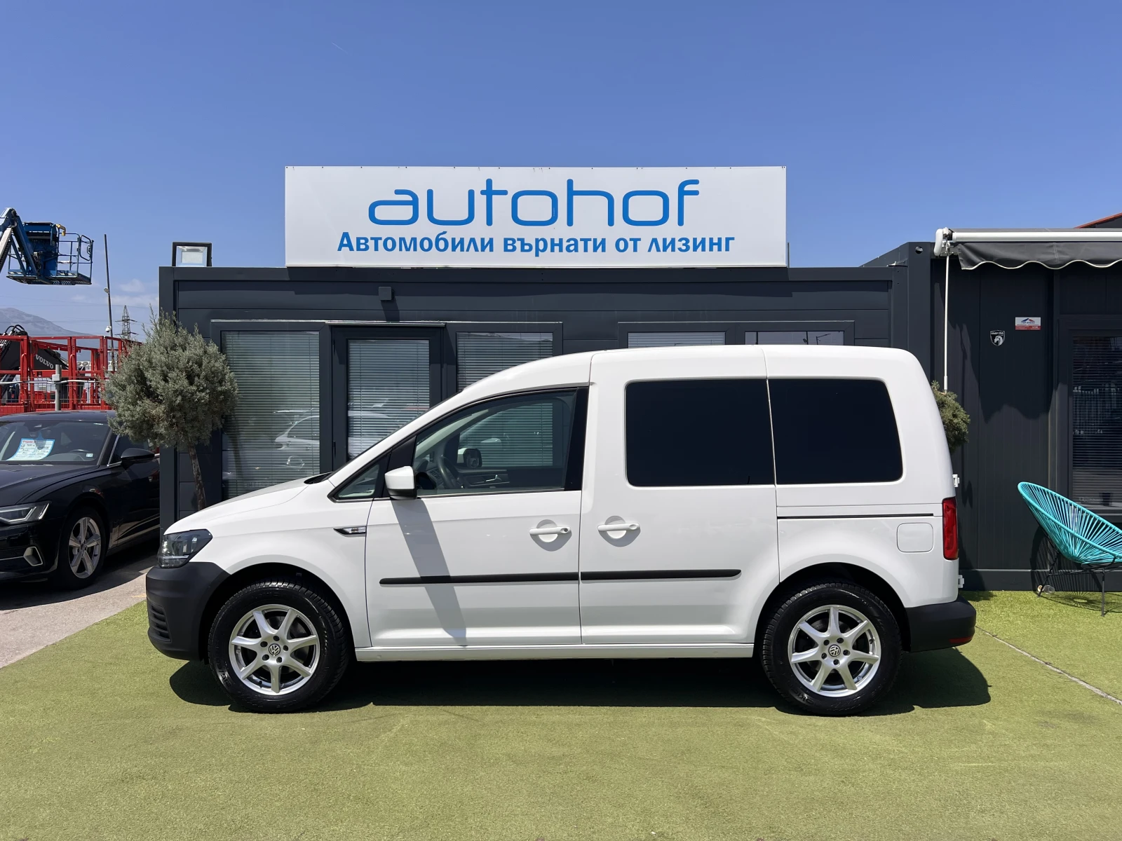 VW Caddy 2.0TDI/102K.C./5MT/N1 - изображение 2