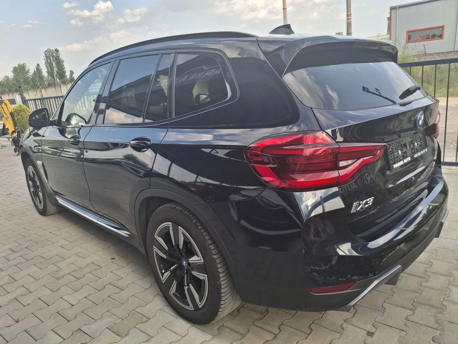 BMW iX3 M-Sport* 80kw* Shadowline* headUP* pano 360 - изображение 5