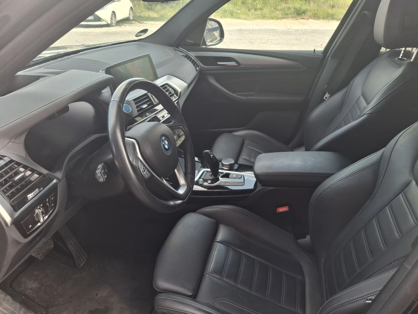 BMW iX3 M-Sport* 80kw* Shadowline* headUP* pano 360 - изображение 10