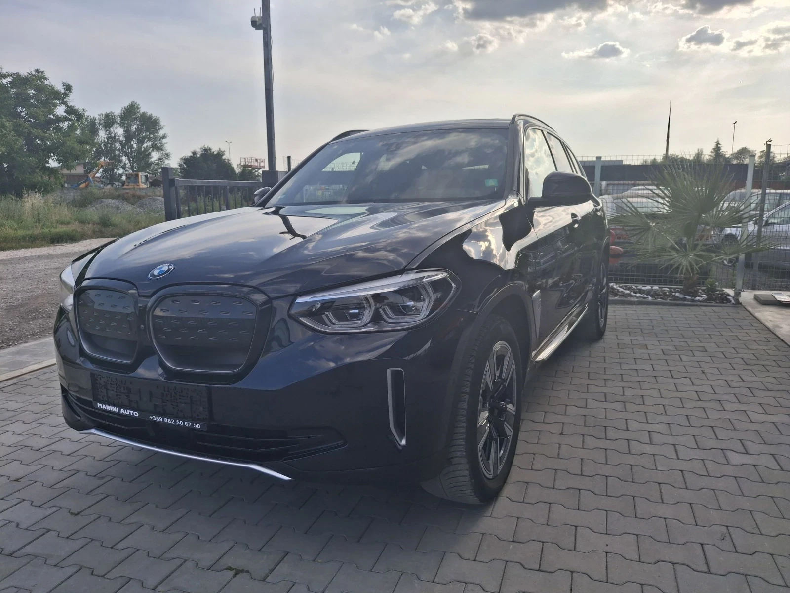 BMW iX3 M-Sport* 80kw* Shadowline* headUP* pano 360 - изображение 9