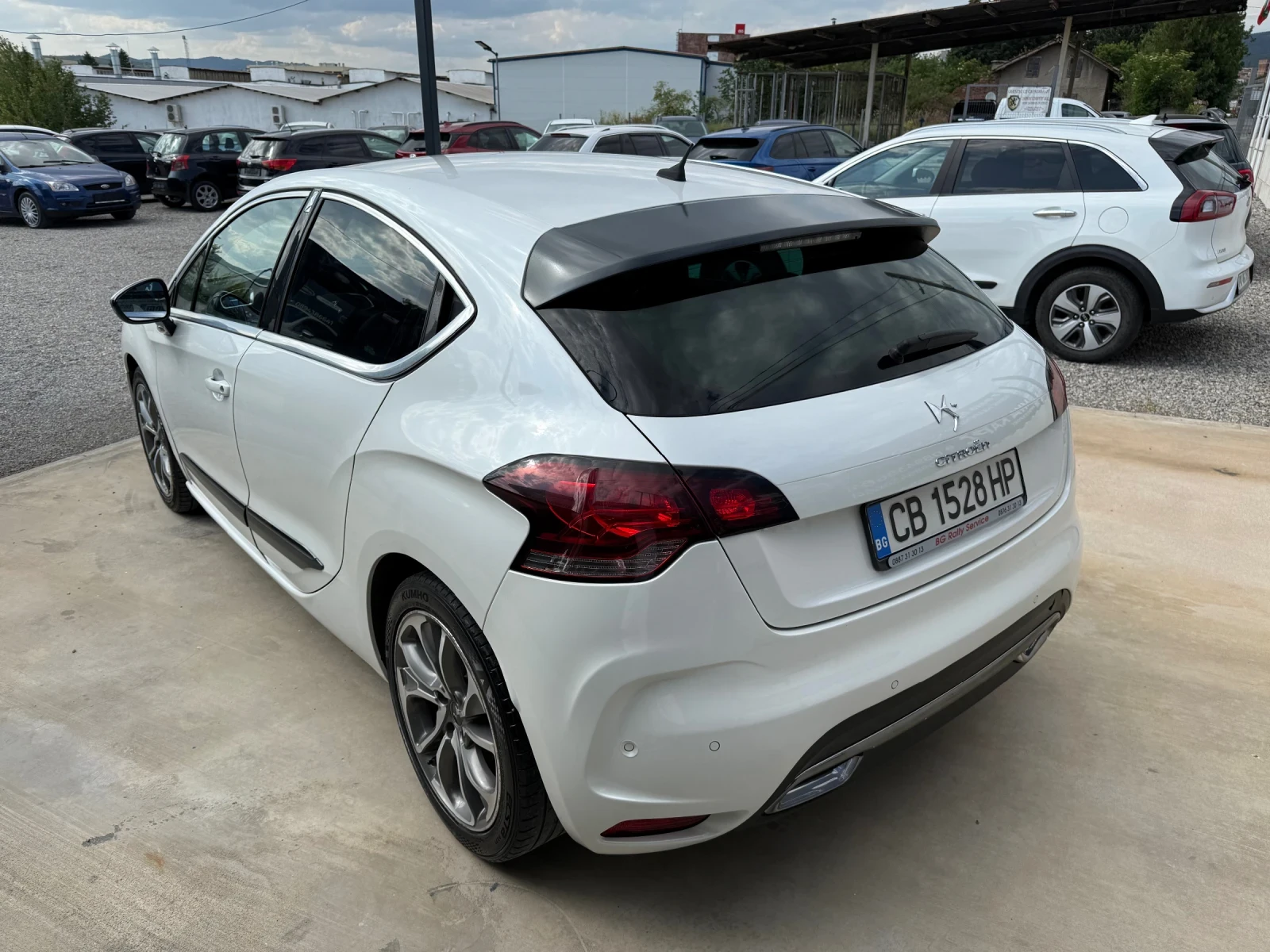 Citroen DS4 1.6I НАПЪЛНО ОБСЛУЖЕН* ВСИЧКИ ЕКСТРИ*  - изображение 2