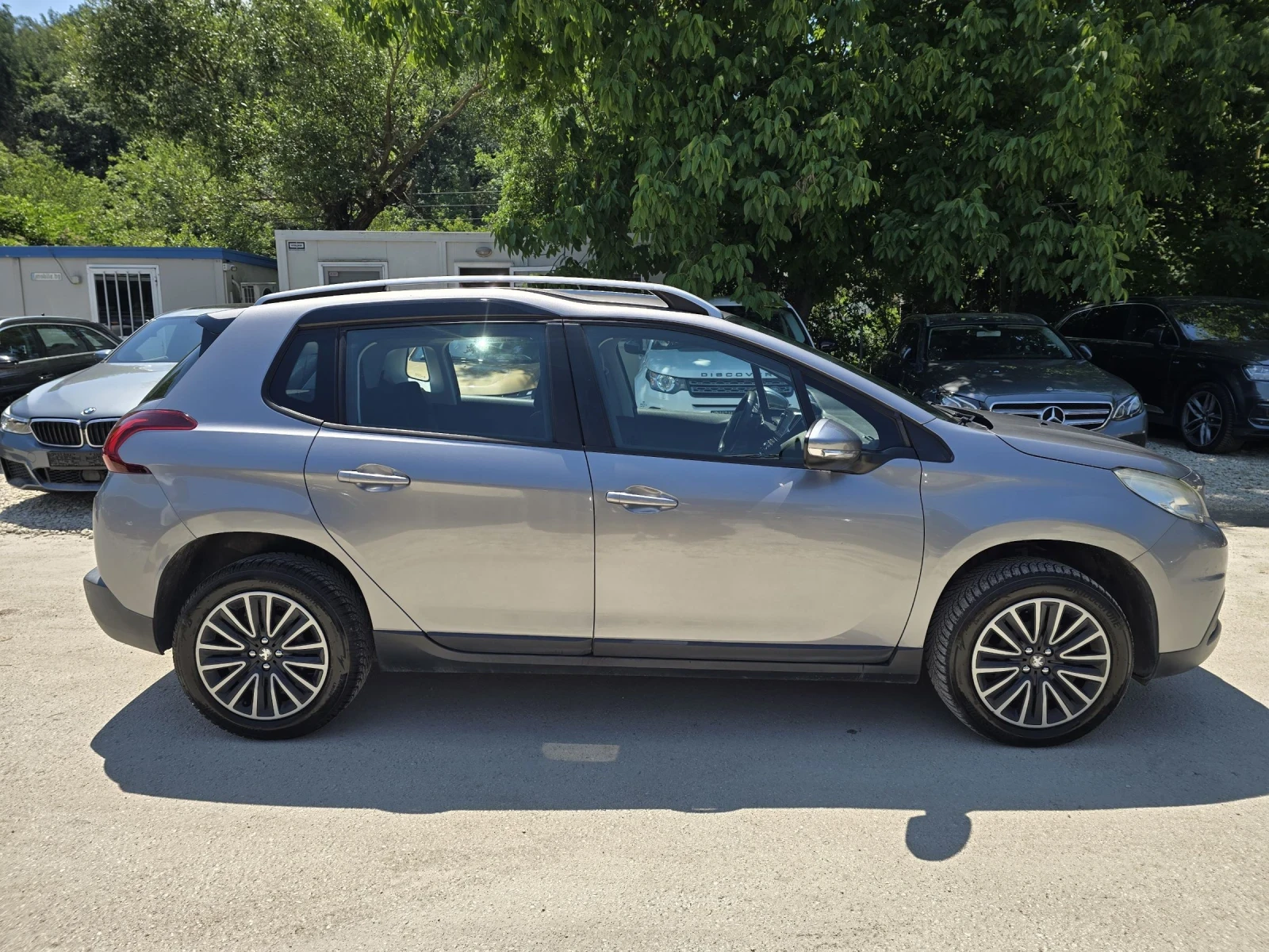 Peugeot 2008 1.2Бензин 82к.с. 84хил.км. , снимка 8 - Автомобили и джипове - 51325866