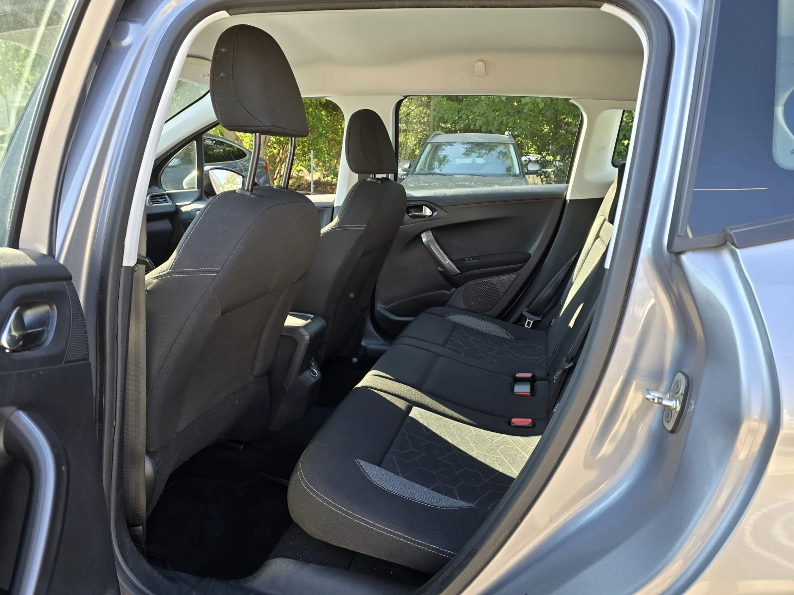 Peugeot 2008 1.2 82.. 84..  | Mobile.bg   11