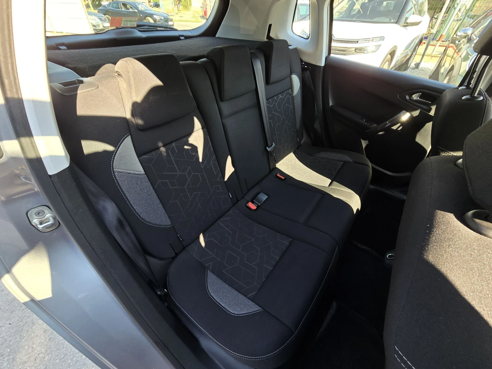 Peugeot 2008 1.2 82.. 84..  | Mobile.bg   14