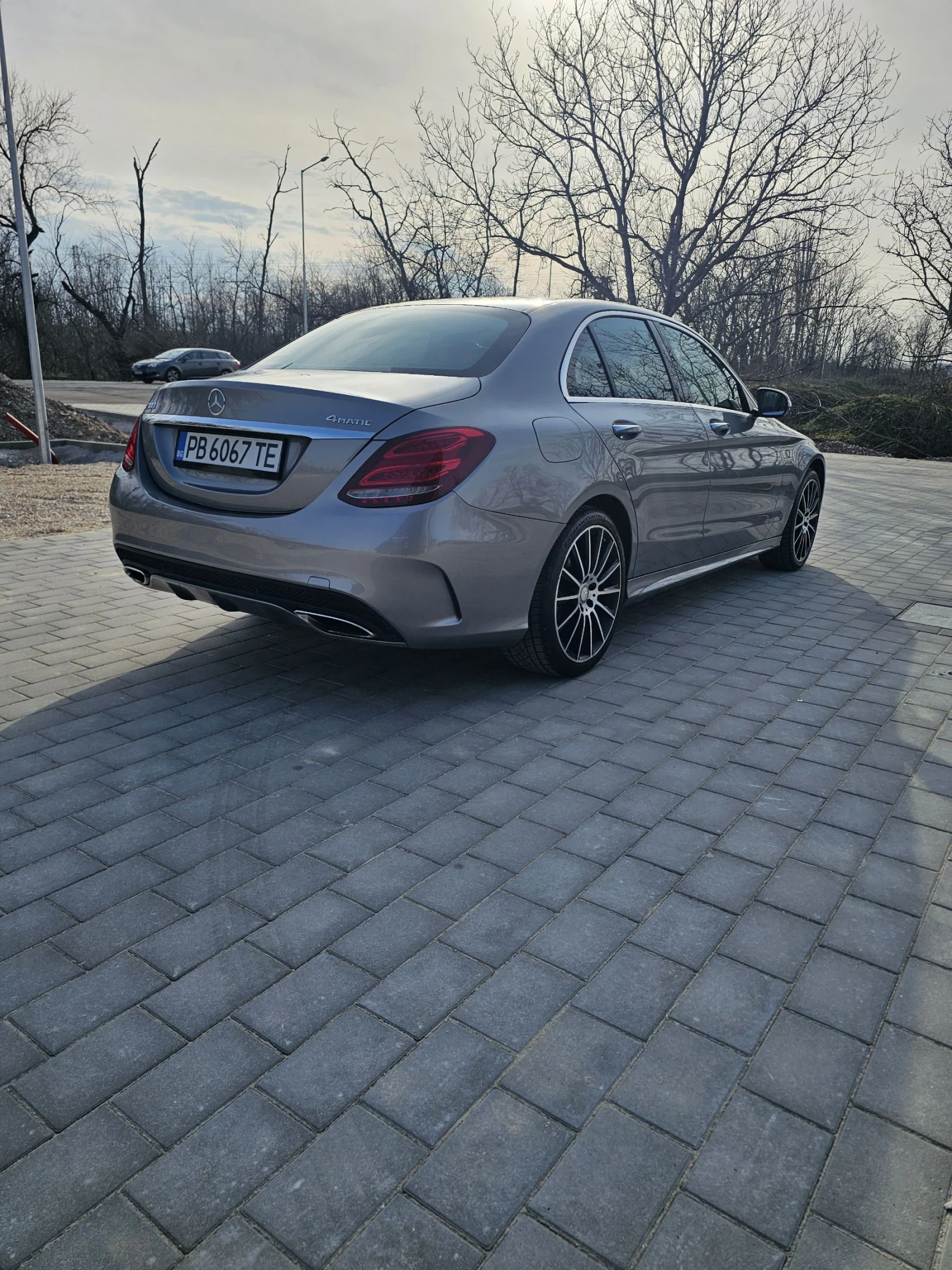 Mercedes-Benz C 300, снимка 6 - Автомобили и джипове - 53824370