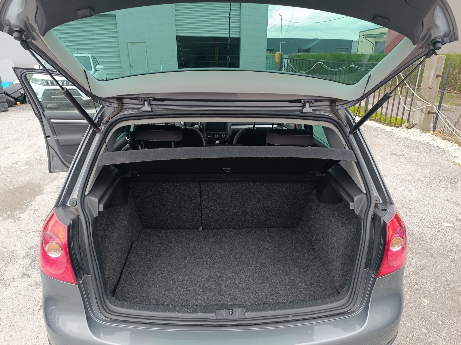 VW Golf COMFORT LINE , снимка 8 - Автомобили и джипове - 53852581