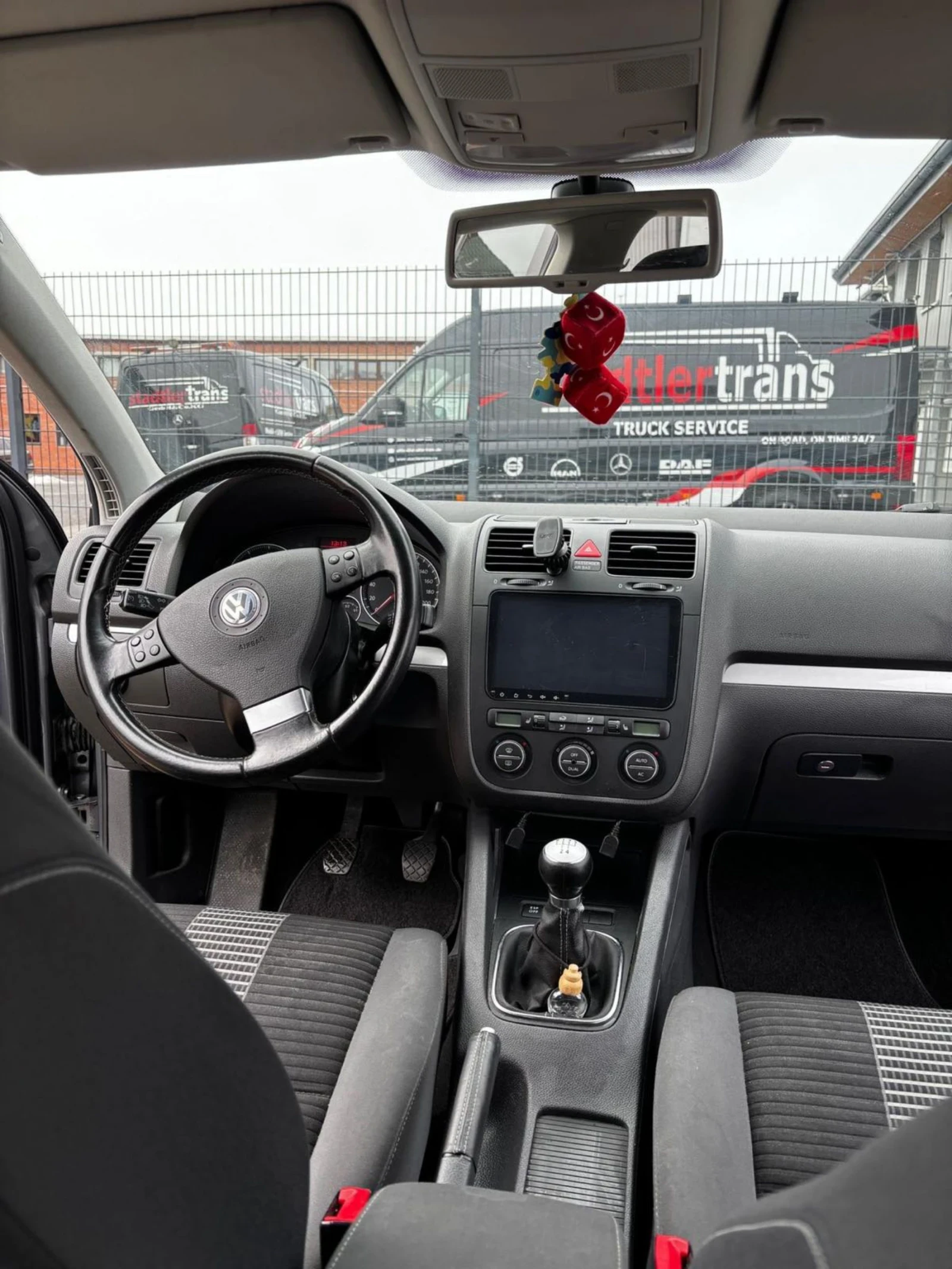 VW Golf, снимка 7 - Автомобили и джипове - 53852581