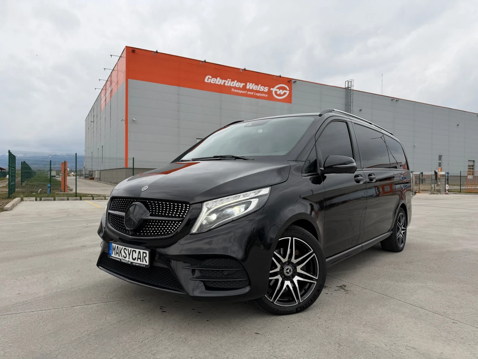 Mercedes-Benz V 300 AMG 4 Matik BUSINESS CLASS , снимка 3 - Автомобили и джипове - 54020685