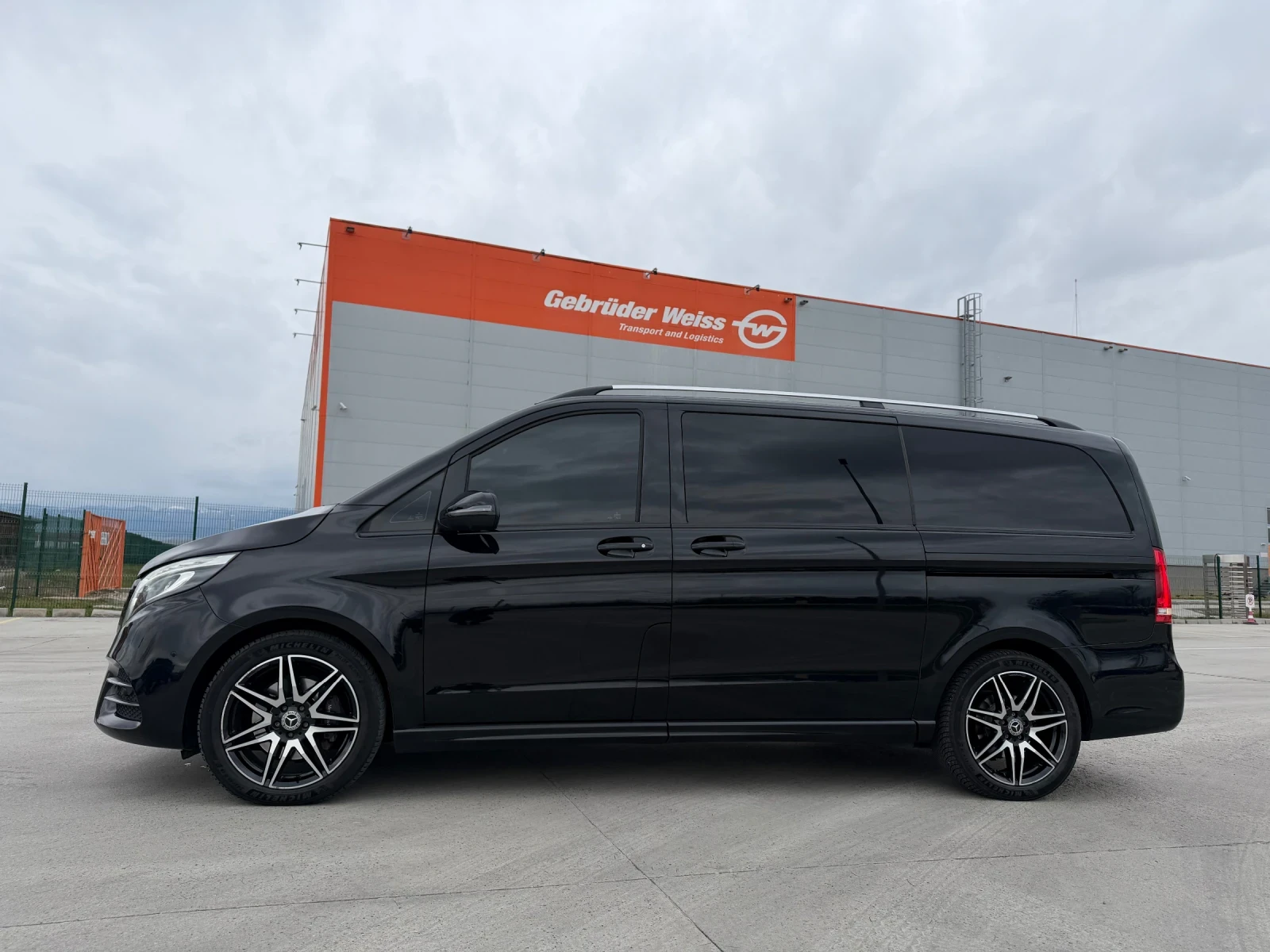 Mercedes-Benz V 300 AMG 4 Matik BUSINESS CLASS , снимка 4 - Автомобили и джипове - 54020685