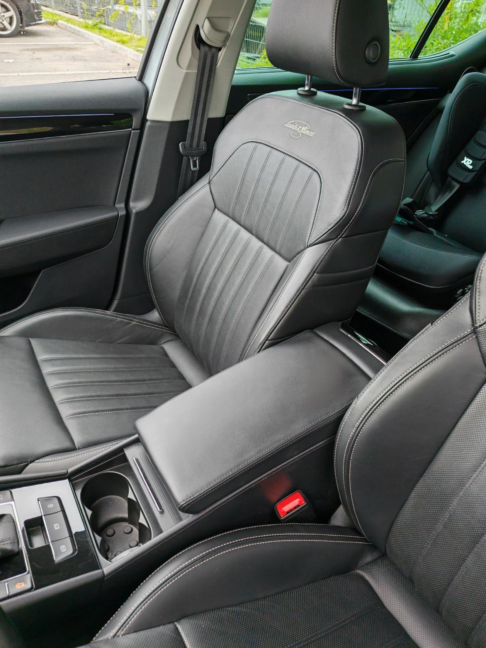 Skoda Superb L&K/face/DCC/обдухване/MatrixLED, снимка 12 - Автомобили и джипове - 54388290
