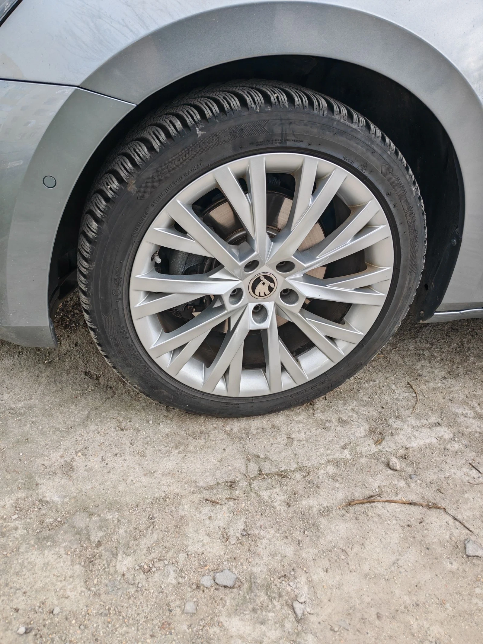 Skoda Superb L&K/face/DCC/обдухване/MatrixLED, снимка 17 - Автомобили и джипове - 54388290