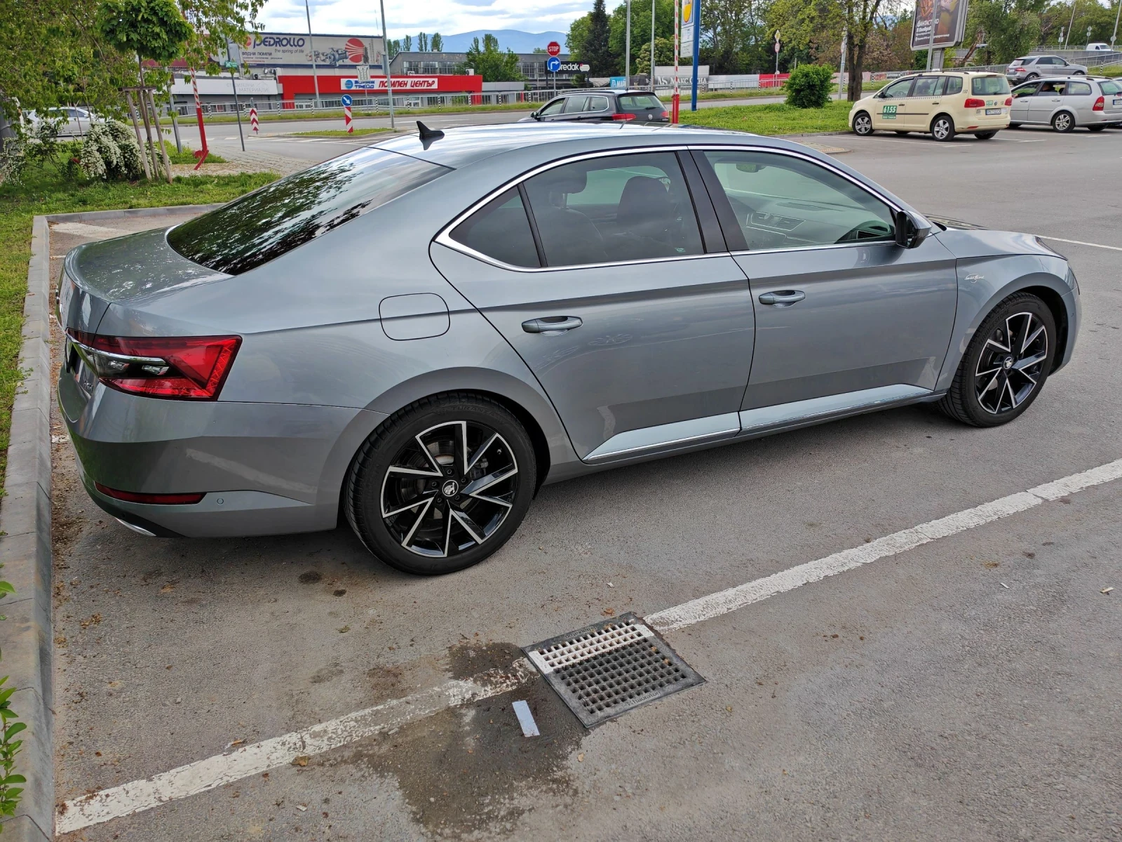 Skoda Superb L&K/face/DCC/обдухване/MatrixLED, снимка 4 - Автомобили и джипове - 54388290