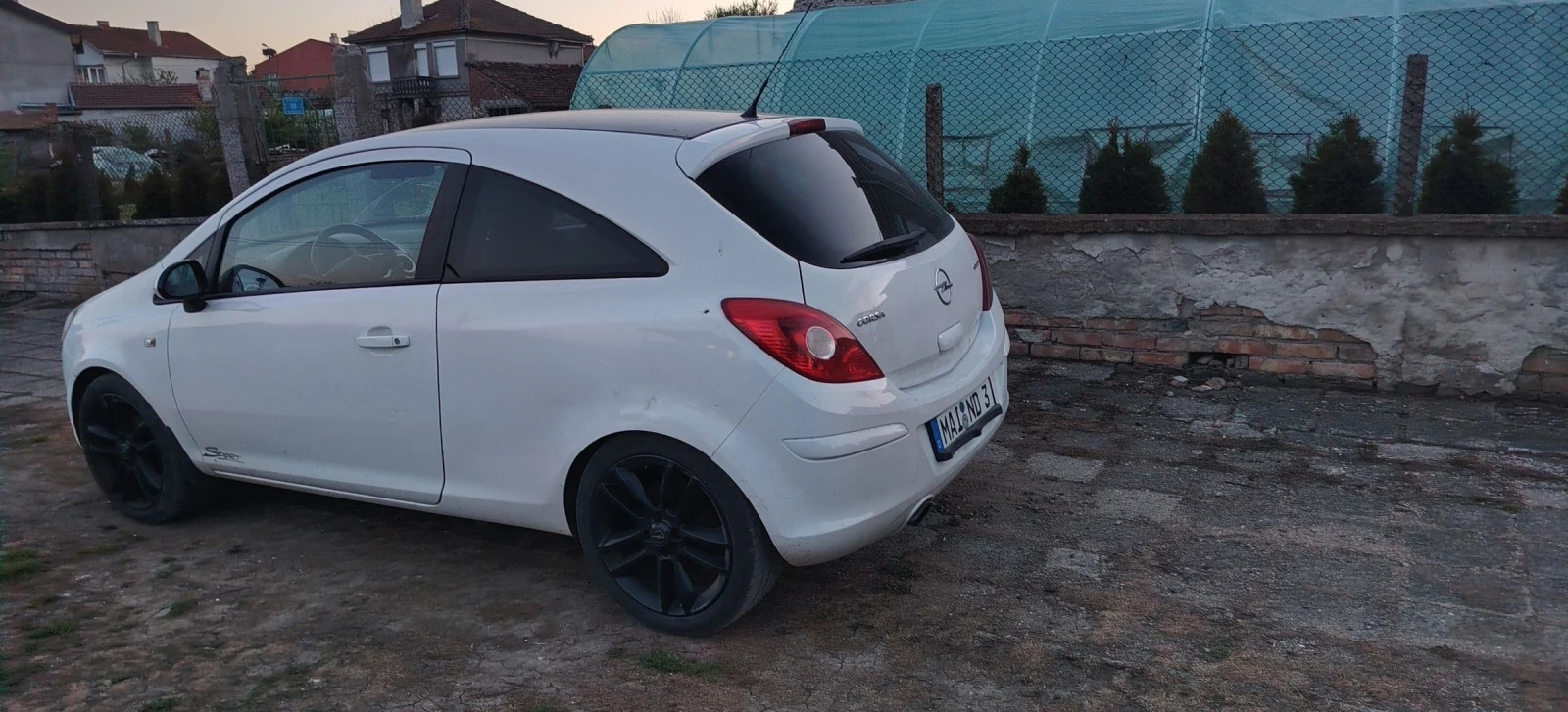 Opel Corsa  D, снимка 4 - Автомобили и джипове - 54335308
