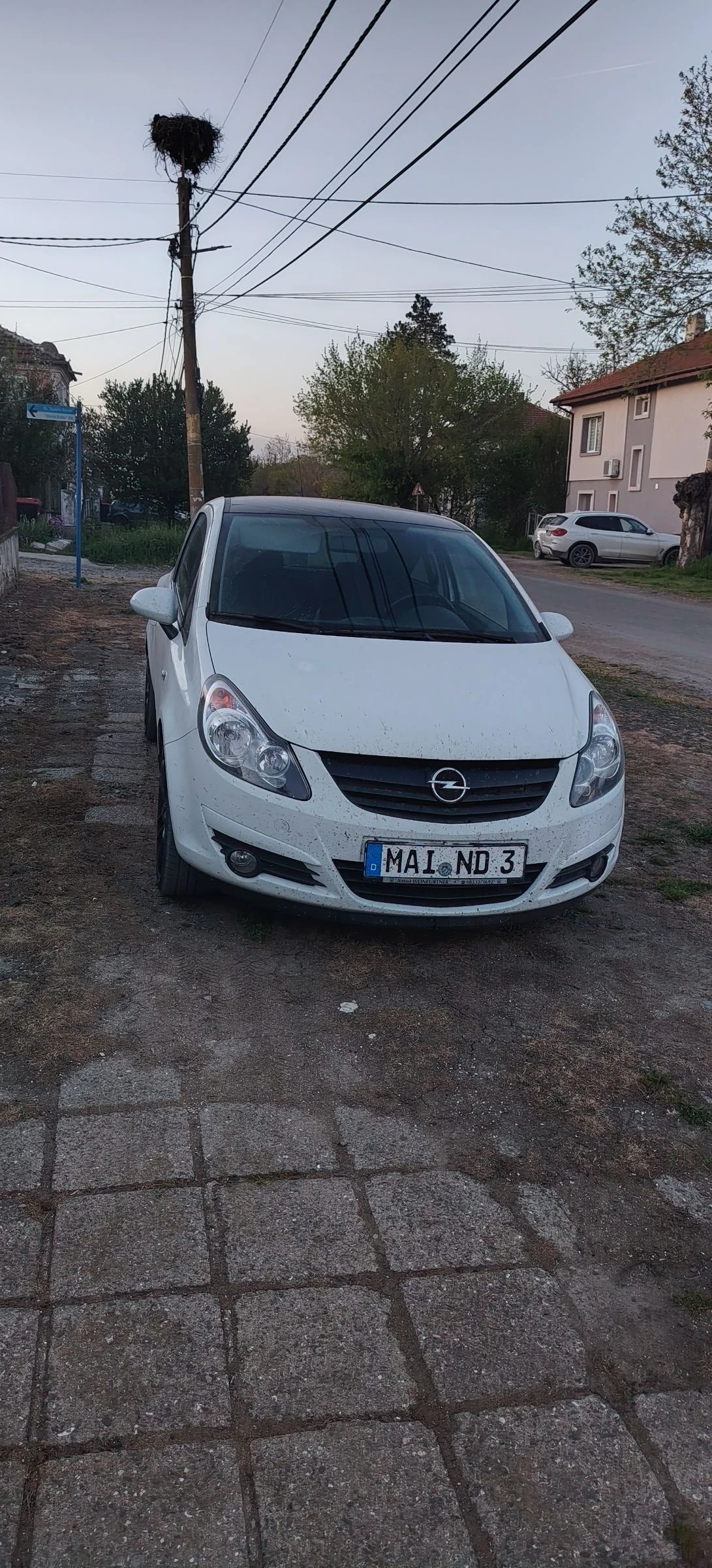 Opel Corsa  D, снимка 2 - Автомобили и джипове - 54335308