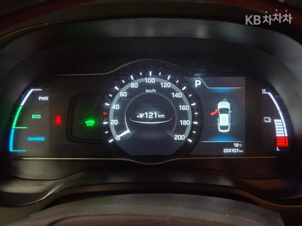 Hyundai Ioniq, снимка 10 - Автомобили и джипове - 54781769