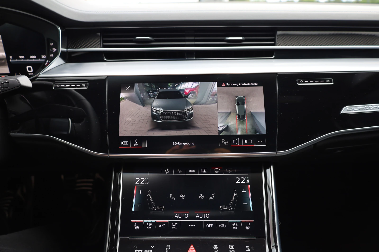 Audi S8 * CARBON* CERAMIC BRAKE* B&O* PANO* 360* , снимка 11 - Автомобили и джипове - 54891163