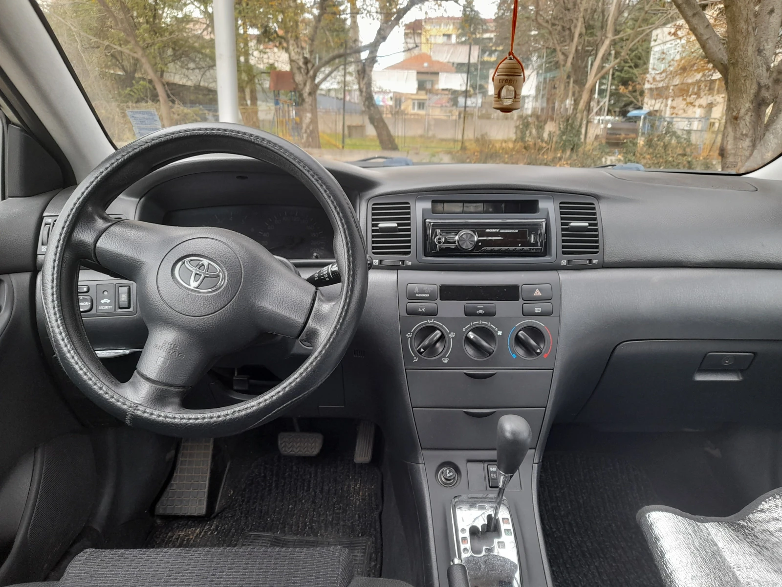 Toyota Corolla | Mobile.bg � ����������� 2