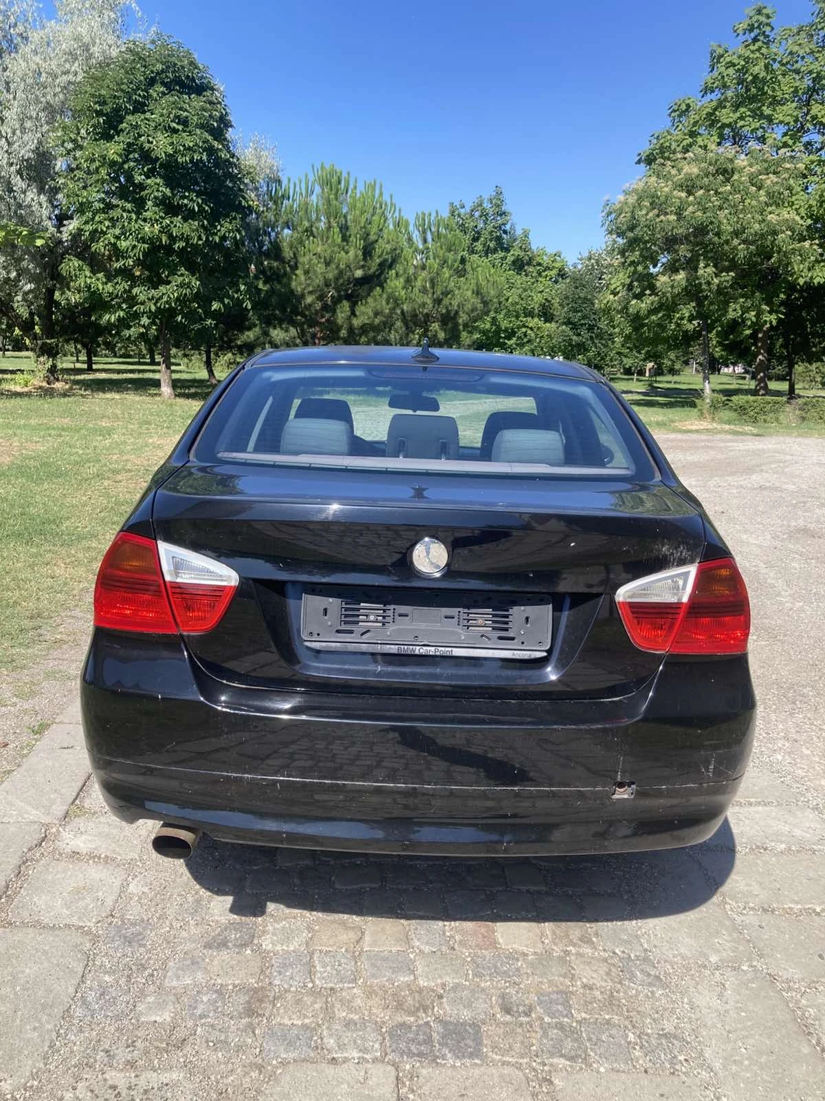 BMW 318 Бензин Седан, снимка 6 - Автомобили и джипове - 55239952