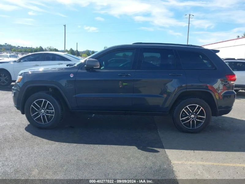 Jeep Grand cherokee TRAILHAWK 4X4 Прогнозна цена 33000лв до София, снимка 5 - Автомобили и джипове - 48673640