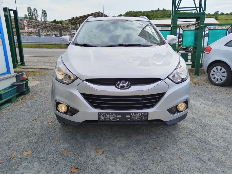 Hyundai IX35 2000D 4х4  напълно обслужен перфектен , снимка 2 - Автомобили и джипове - 50565602