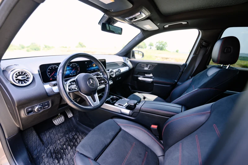 Mercedes-Benz GLB 250/AMG Package, снимка 6 - Автомобили и джипове - 50671277