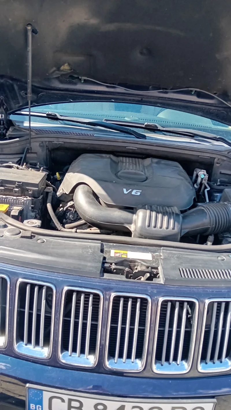 Jeep Grand cherokee, снимка 14 - Автомобили и джипове - 51793592
