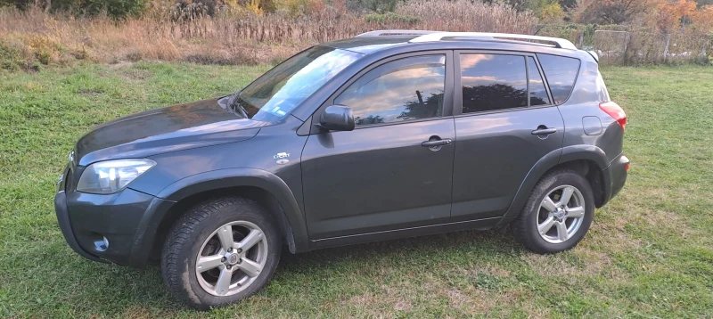 Toyota Rav4, снимка 4 - Автомобили и джипове - 52124352