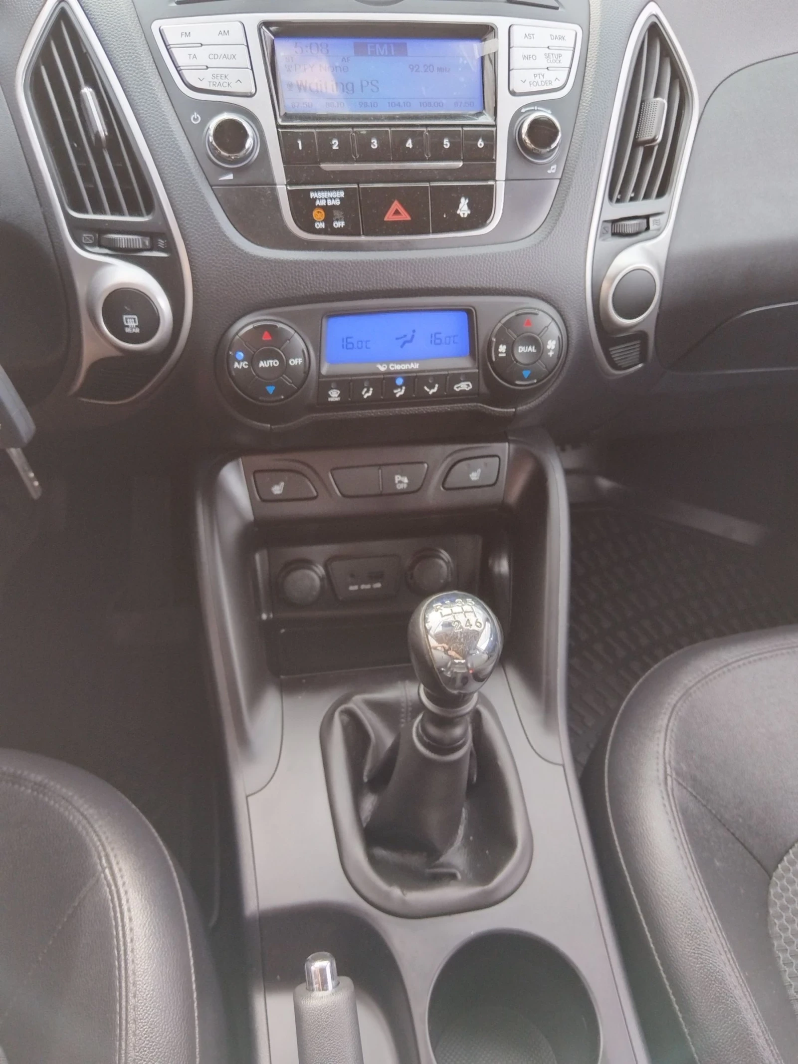 Hyundai IX35 2000D 4х4  напълно обслужен перфектен  | Mobile.bg — изображение 15