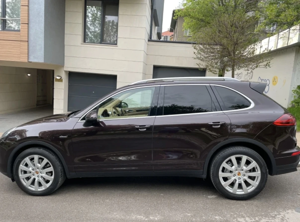 Porsche Cayenne S 4.2, снимка 2 - Автомобили и джипове - 55711978
