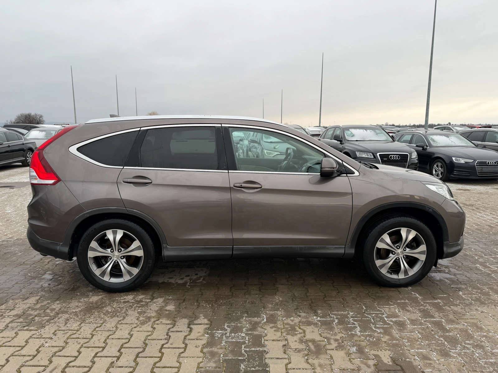 Honda Cr-v 2.2DTEC 4WD NAVI/PANORAMA/KOJA EURO 5 - изображение 5