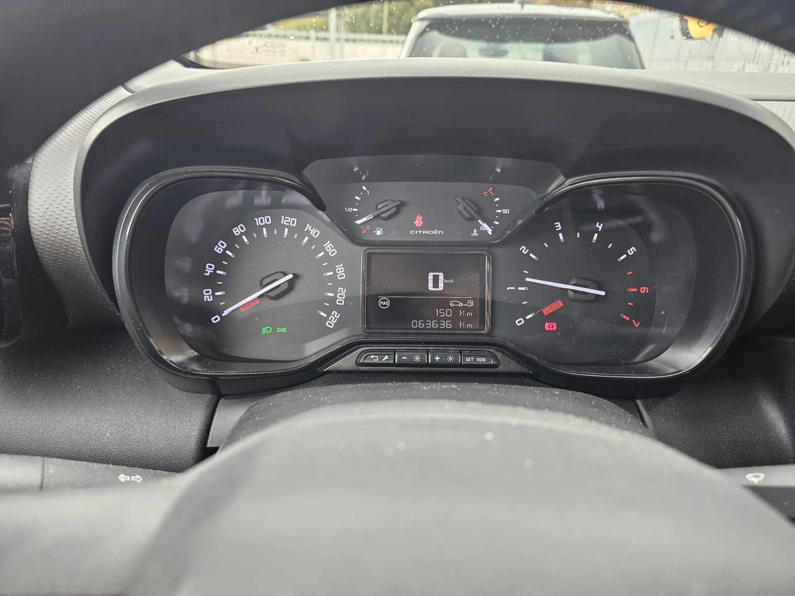 Citroen C3 Aircross Aircross PureTech 110 SeS Shine Pack, снимка 11 - Автомобили и джипове - 54044293