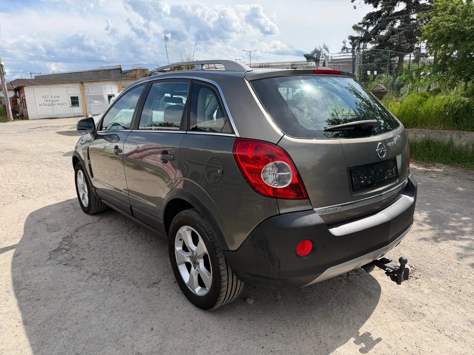 Opel Antara 2.4i БЕНЗИН 4x4, снимка 4 - Автомобили и джипове - 54513835