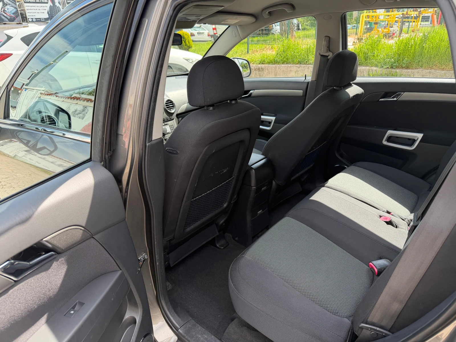 Opel Antara 2.4i БЕНЗИН 4x4, снимка 8 - Автомобили и джипове - 54513835